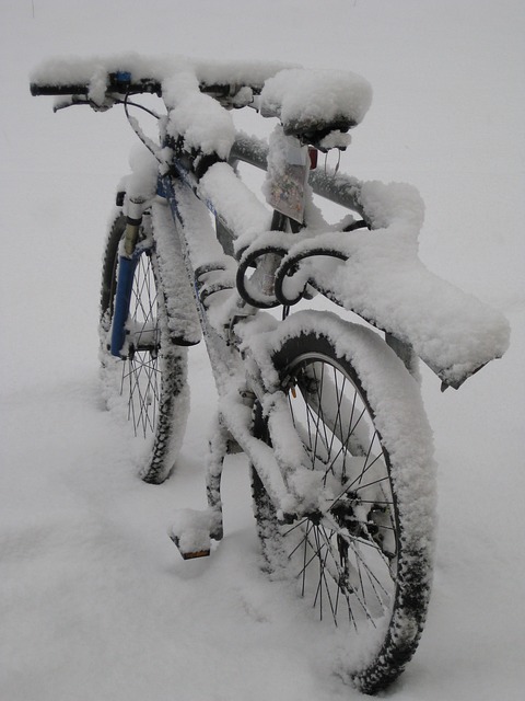 velo sous la neige